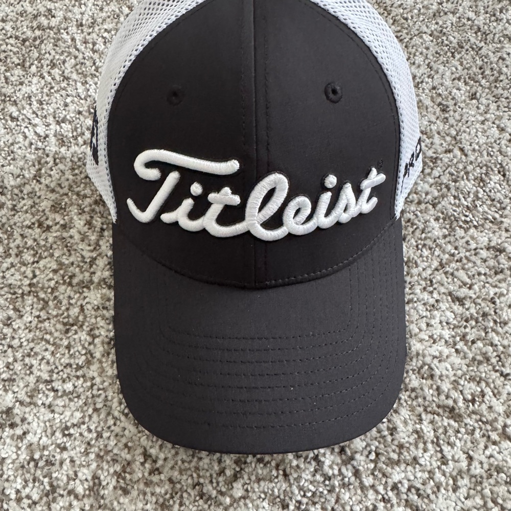 Titleist Black and White Mesh Cap